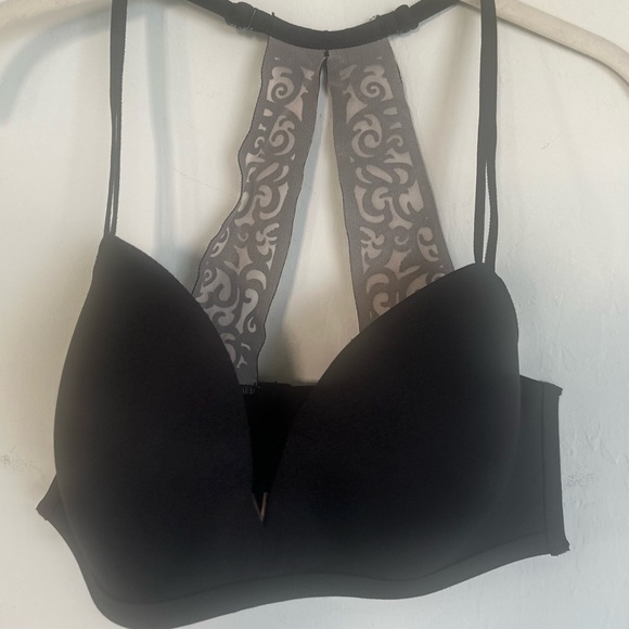 Victoria's Secret Black Bra with Lace Detail - Picture 3 of 10